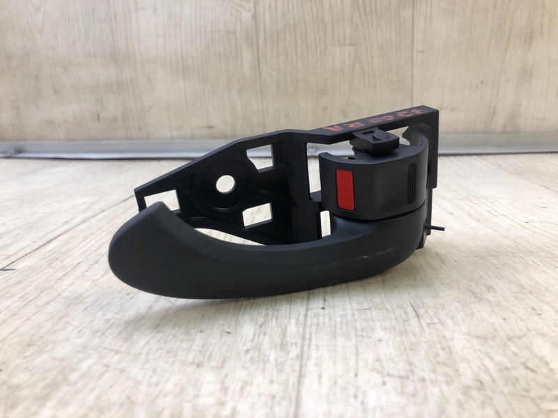 Ручка двери внутренняя задняя правая TOYOTA RAV4 05-12 2006 2.4 2AZFE 6920542030B0 Б/У