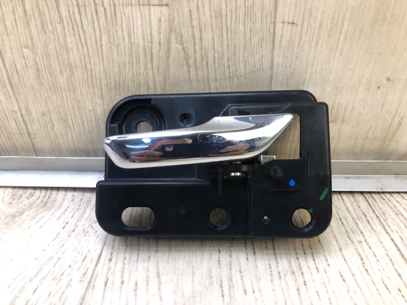 Запчасть ручка двери внутренняя задняя правая DODGE JOURNEY 08-20 2008 3.5 EGF 1GC78 XDVAA Б/У Ручка двери внутренняя задняя правая DODGE JOURNEY 08-20 2008 3.5 EGF 1GC78 XDVAA Б/У