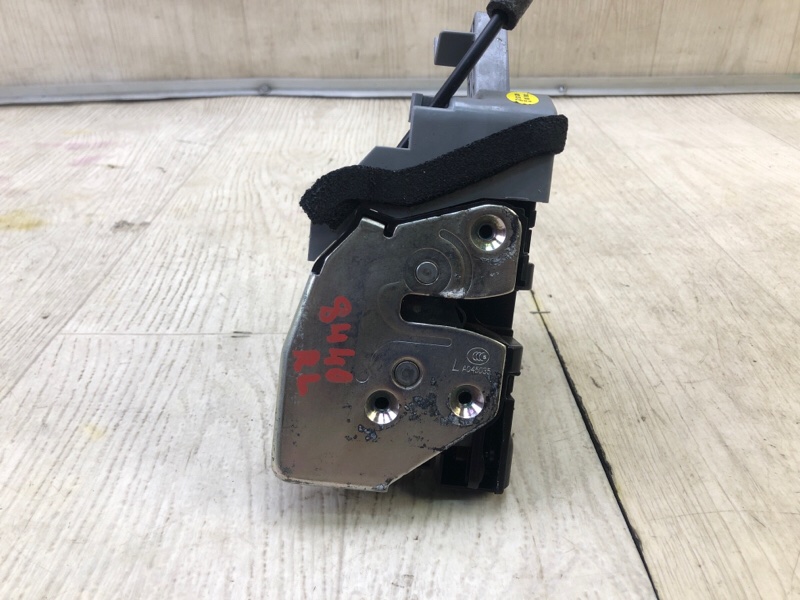 Замок двери задний левый SORENTO UM 14- 2017 2.4 G4KJ Замок двери задний левый SORENTO UM 14- 2017 2.4 G4KJ