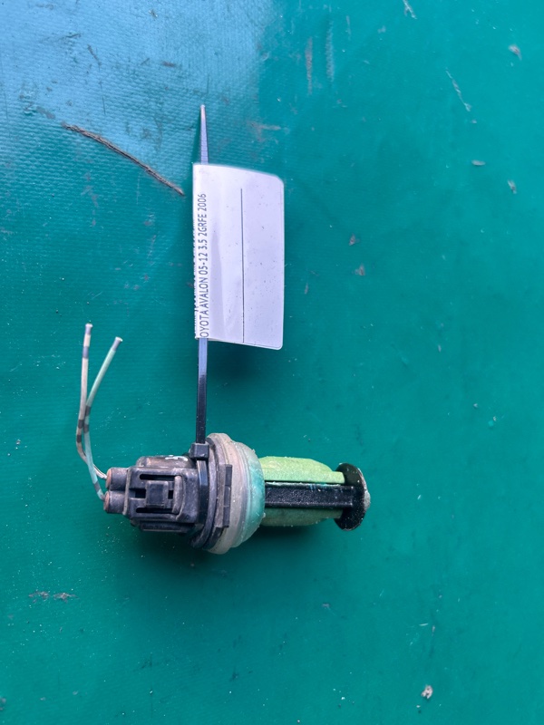 Датчик уровня бачка омывателя AVALON 05-12 2006 3.5 2GR-FE