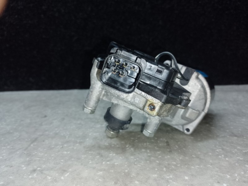 Моторчик стеклоочистителя передний HYUNDAI ACCENT RB 10- ХЭТЧБЭК 1.6 G4FD