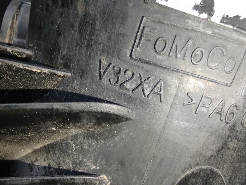 Патрубок воздушного фильтра FORD ESCAPE 12-19 T20HDTX Патрубок воздушного фильтра FORD ESCAPE 12-19 T20HDTX