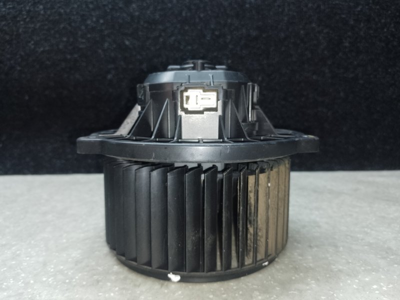 Моторчик печки HYUNDAI ACCENT RB 10- ХЭТЧБЭК 1.6 G4FD