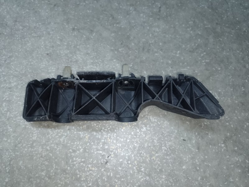 Кронштейн переднего бампера (на крыле) правый ACCENT RB 10- 2014 ХЭТЧБЭК 1.6 G4FD Кронштейн переднего бампера (на крыле) правый ACCENT RB 10- 2014 ХЭТЧБЭК 1.6 G4FD