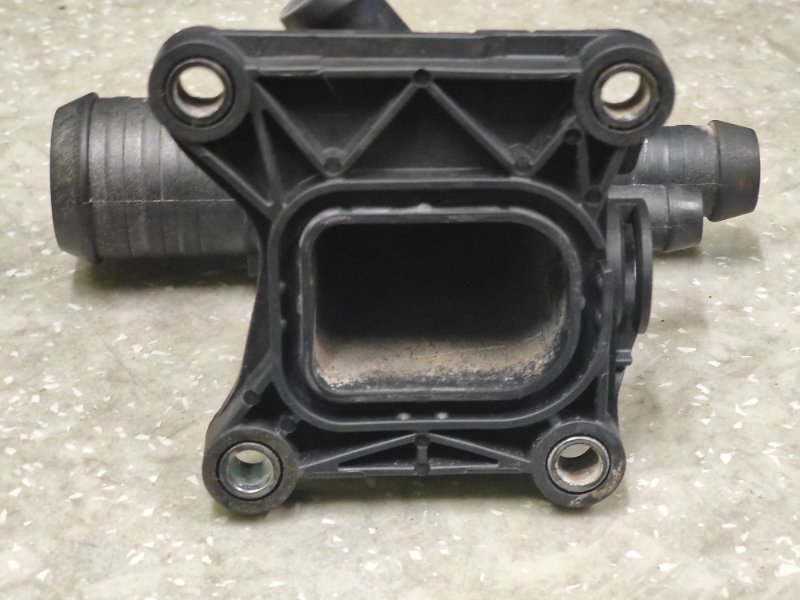 Фланец системы охлаждения ESCAPE 12-19 2014 T20HDTX