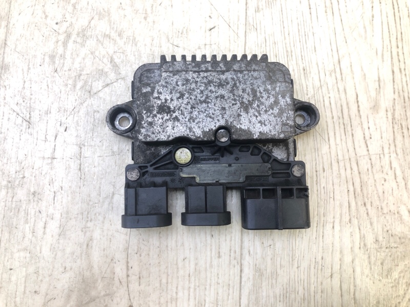 Блок управления вентилятором радиатора PATHFINDER R52 12-21 2013 3.5 VQ35DE