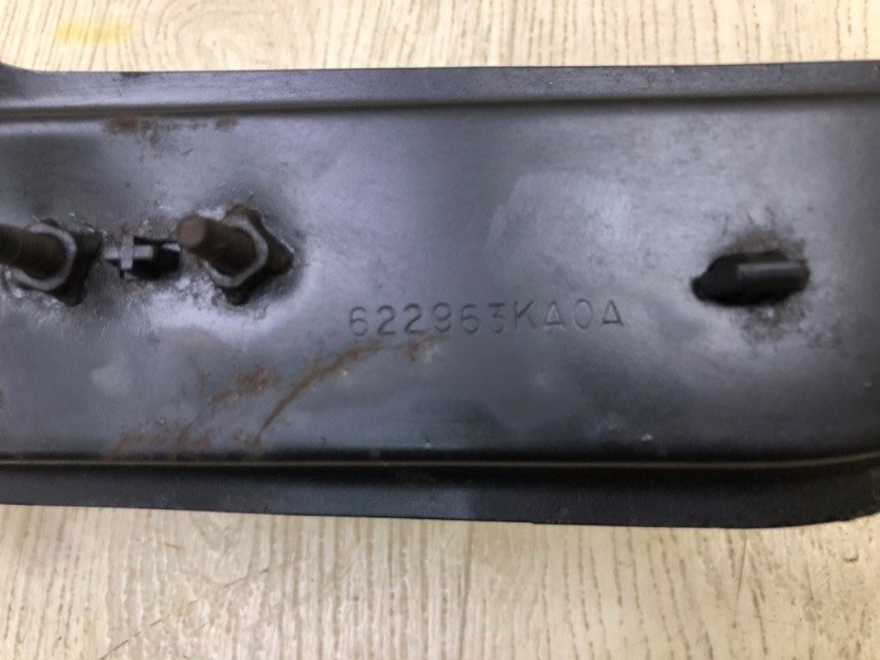 Кронштейн замка капота PATHFINDER R52 12-21 2013 3.5 VQ35DE