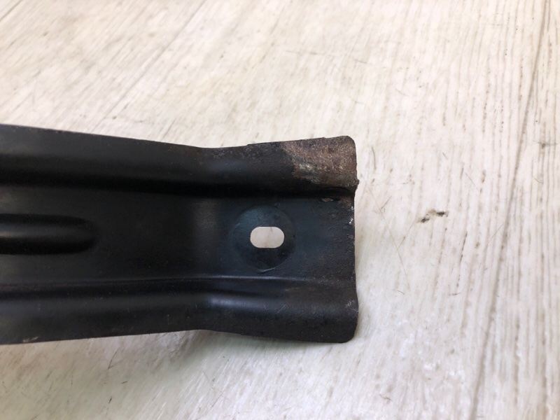 Кронштейн замка капота PATHFINDER R52 12-21 2013 3.5 VQ35DE