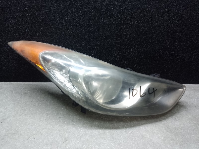 Фара правая HYUNDAI ELANTRA MD 10-15 2013 1.8 G4NB 92102-3X050 Б/У