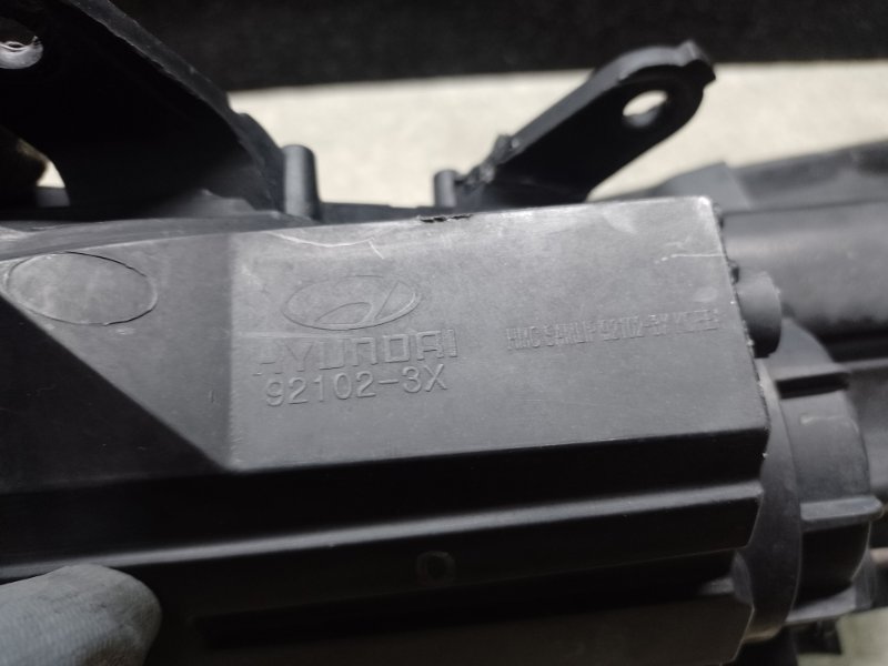 Фара правая ELANTRA MD 10-15 2013 1.8 G4NB