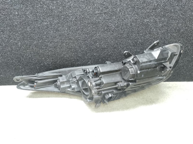 Фара левая ELANTRA MD 10-15 2013 1.8 G4NB