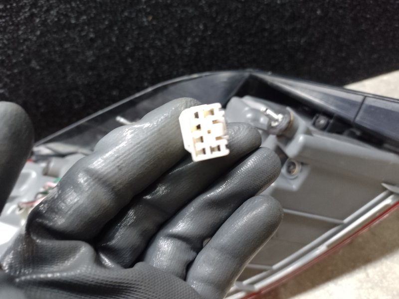 Фонарь наружный правый ELANTRA MD 10-15 2013 1.8 G4NB