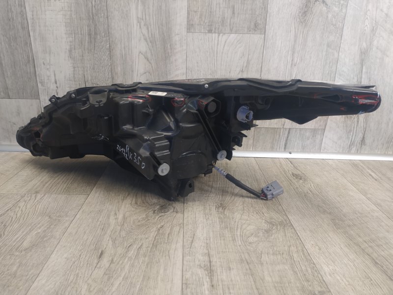 Фара передняя правая LEXUS RX350/450 15-22