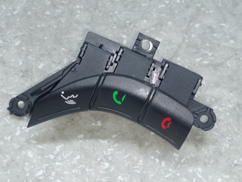 Кнопки на руль левые HYUNDAI ELANTRA MD 10-15 2013 1.8 G4NB 96700-3X500RDR Б/У