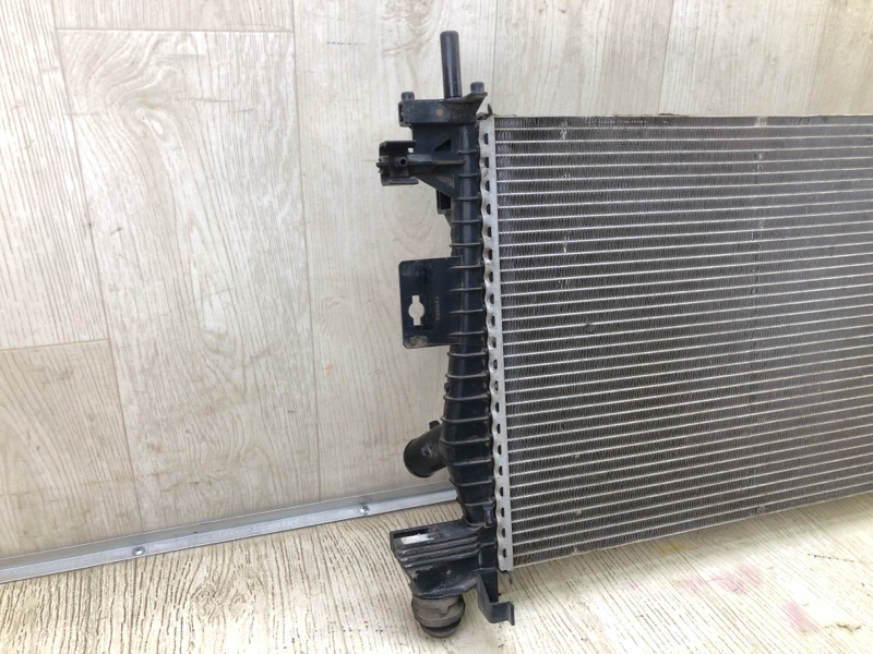 Радиатор основной FOCUS 10-18