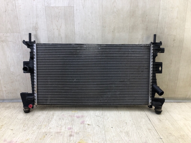 Радиатор основной FOCUS 10-18