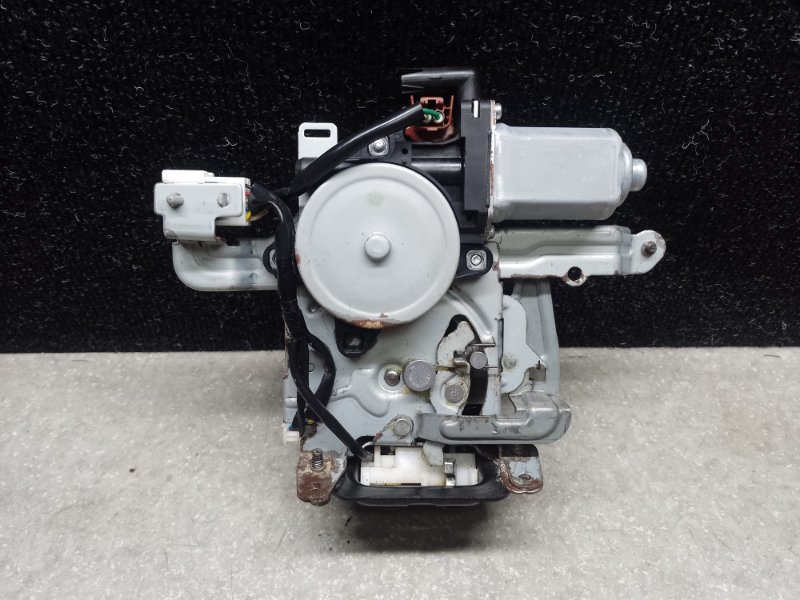 Замок крышки багажника X-TRAIL/ROGUE T32 13-20 2016 2.5 QR25DE