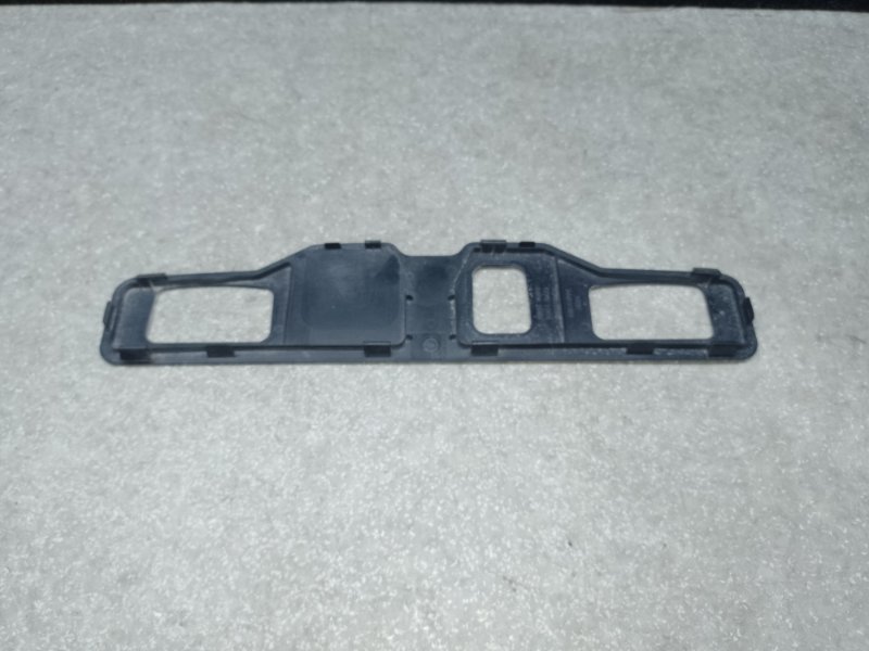 Панель подсветки номера X-TRAIL/ROGUE T32 13-20 2016 2.5 QR25DE