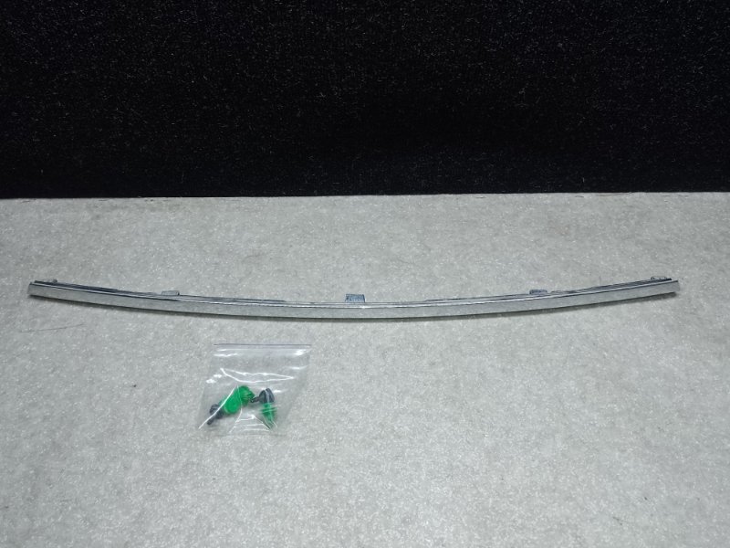 Накладка крышки багажника X-TRAIL/ROGUE T32 13-20 2016 2.5 QR25DE