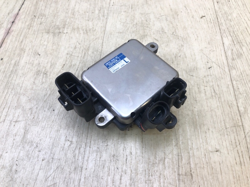 Блок управления вентилятором радиатора TOYOTA SIENNA 11-16 2014 3.5 2GR-FE 89257-30080 Б/У