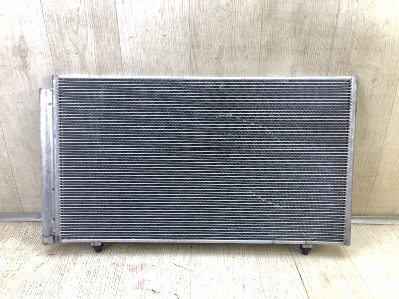 Запчасть радиатор кондиционера TOYOTA SIENNA 11-16 2014 3.5 2GR-FE 8846008020 Б/У Радиатор кондиционера TOYOTA SIENNA 11-16 2014 3.5 2GR-FE 8846008020 Б/У