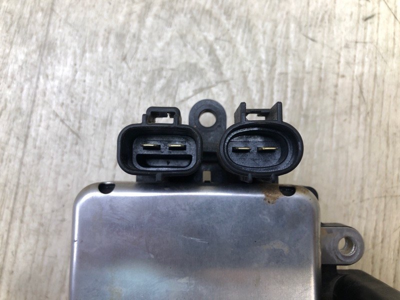 Блок управления вентилятором радиатора VENZA 09-16 2013 3.5 2GR-FE