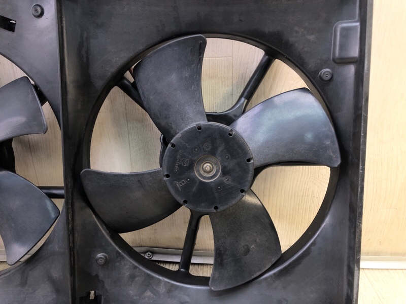 Диффузор вентилятора основного радиатора INFINITI FX S50 03-08 3.5 VQ35DE