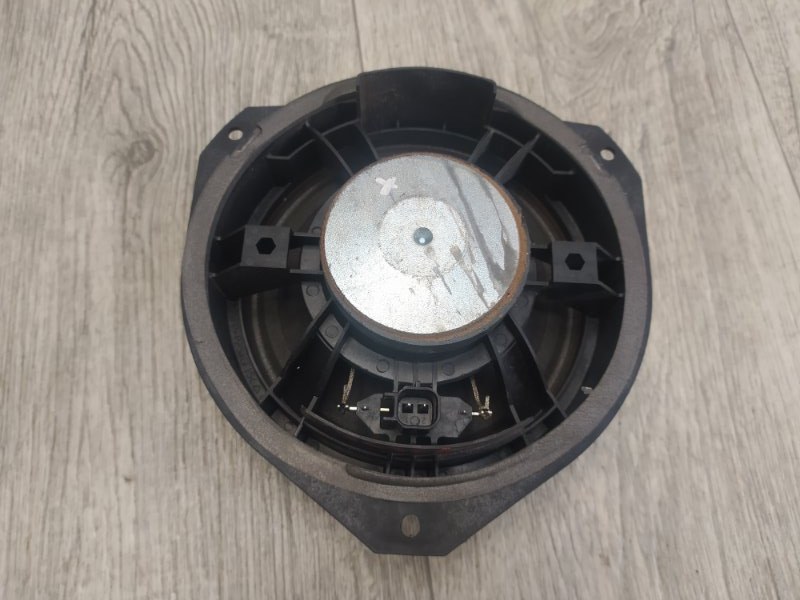 Динамик задний левый EQUINOX 09-17 2013 2.4 LEA