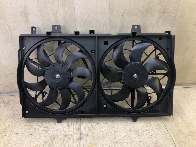 Диффузор вентилятора основного радиатора NISSAN X-TRAIL/ROGUE T32 13-20 2016 2.5 QR25DE 214814BA0A Б/У