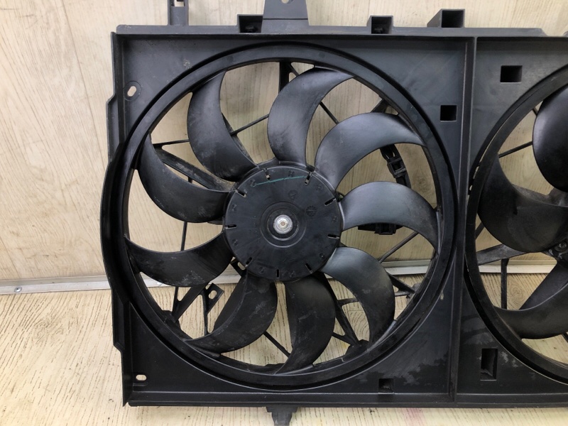 Диффузор вентилятора основного радиатора X-TRAIL/ROGUE T32 13-20 2016 2.5 QR25DE