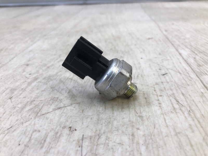 Датчик давления кондиционера NISSAN X-TRAIL/ROGUE T32 13-20 2016 2.5 QR25DE 92136AA000 Б/У