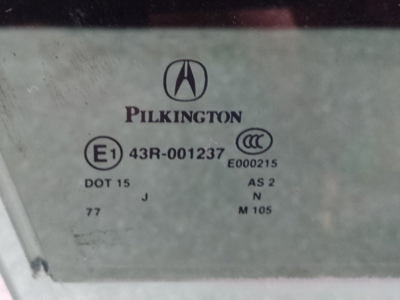 Стекло двери переднее правое TLX 14-17 2015 Седан 2.4