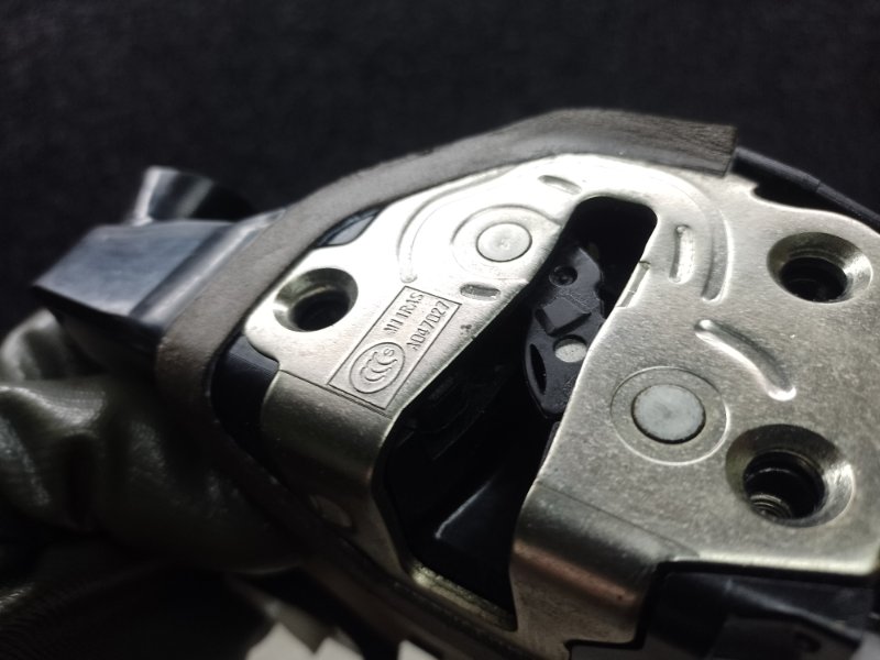 Замок двери передний правый TLX 14-17 2015 Седан 2.4