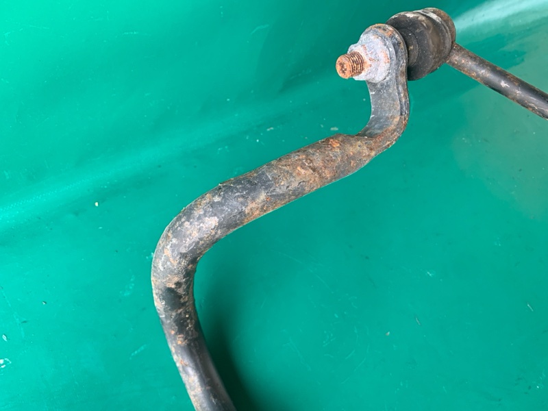 Стабилизатор передний JUKE 10-19 2013 1.6 MR16DDT