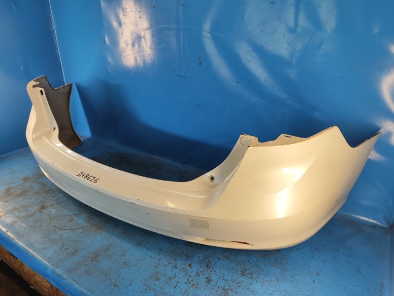 Бампер задний TOYOTA VENZA 09-16