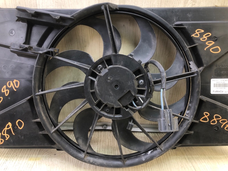 Диффузор вентилятора основного радиатора FORD FOCUS 10-18 2.0 C20HDEX