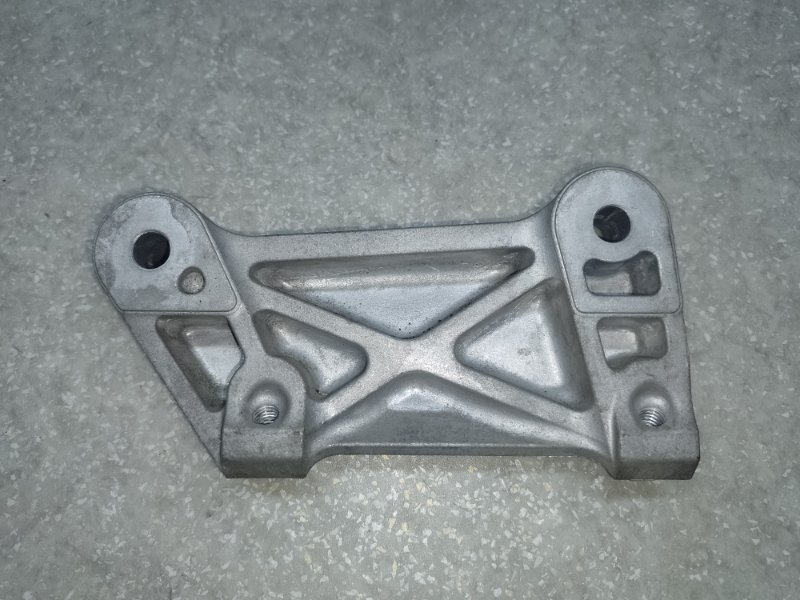 Кронштейн компрессора кондиционера ACCORD CU8 / TSX 08-14 CU/CW 2.4 K24Z3