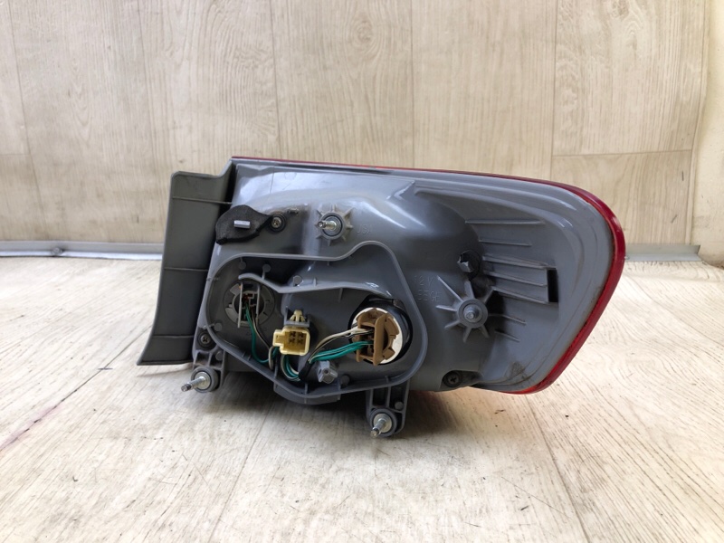 Фонарь наружный левый COROLLA 150 06-13 2011 1.8 2ZRFE