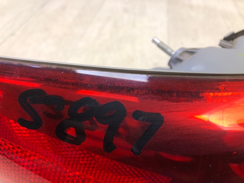 Фонарь наружный левый COROLLA 150 06-13 2011 1.8 2ZRFE