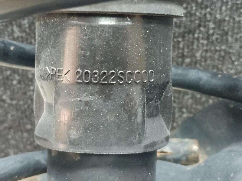 Амортизатор передний левый FORESTER 12-19 2013 2.5 FB25B Амортизатор передний левый FORESTER 12-19 2013 2.5 FB25B