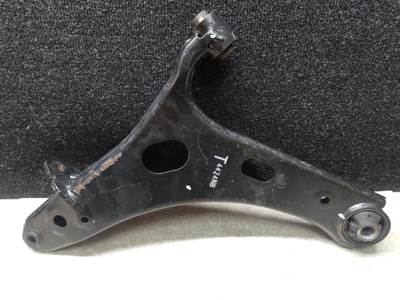 Рычаг передней подвески нижний передний правый FORESTER 12-19 2013 2.5 FB25B