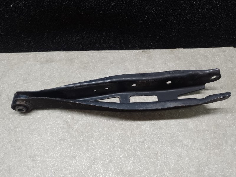 Рычаг задней подвески поперечный нижний FORESTER 12-19 2013 2.5 FB25B