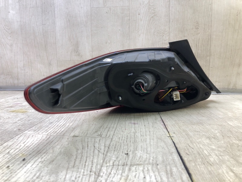 Фонарь наружный правый ACCENT RB 10- 2014 1.6 G4FD