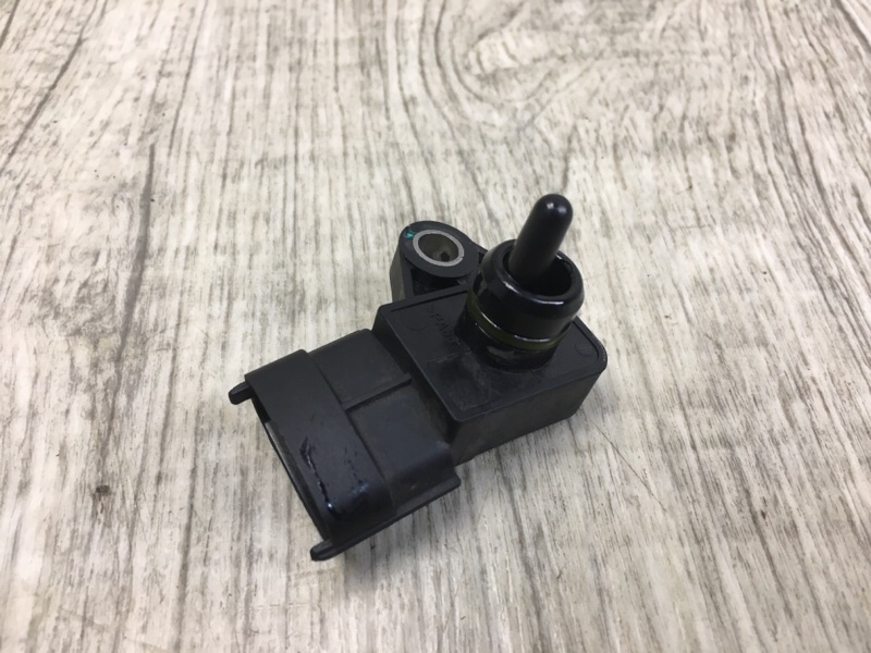 Датчик абсолютного давления (MAP sensor) HYUNDAI ELANTRA MD 10-15 2014 1.8 G4NB 39300-2B100 Б/У
