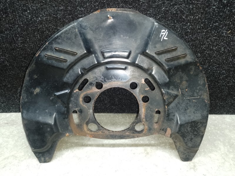 Защита тормозного диска передняя SUBARU FORESTER 12-19 2013 2.5 FB25B 26290AG000 Б/У