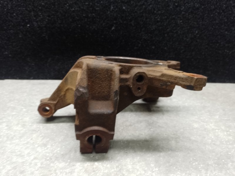 Цапфа задняя правая FORESTER 12-19 2013 2.5 FB25B