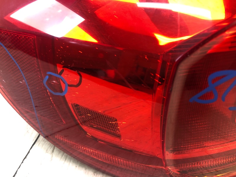 Фонарь наружный левый TIGUAN 08-17 2012 2.0 CCTA