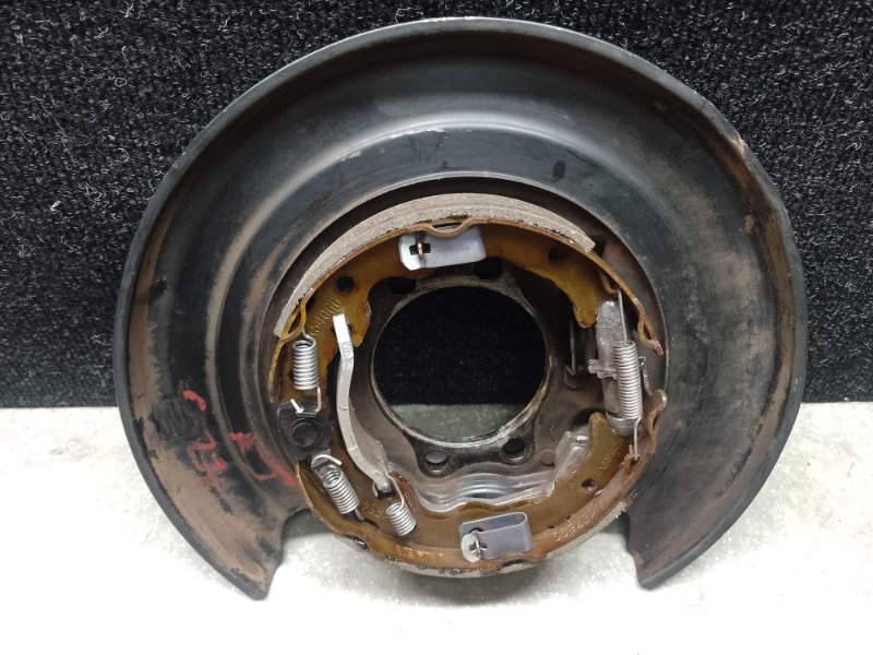 Тормозной механизм задний правый SUBARU FORESTER 12-19 2013 2.5 FB25B 26704FJ000 Б/У