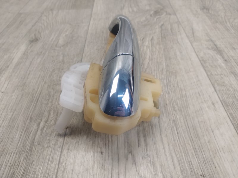 Ручка двери наружная задняя правая SORENTO UM 14- 2017 2.4 G4KJ Ручка двери наружная задняя правая SORENTO UM 14- 2017 2.4 G4KJ