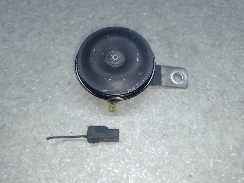 Сигнал правый SUBARU FORESTER 12-19 2013 2.5 FB25B 86029FG000 Б/У